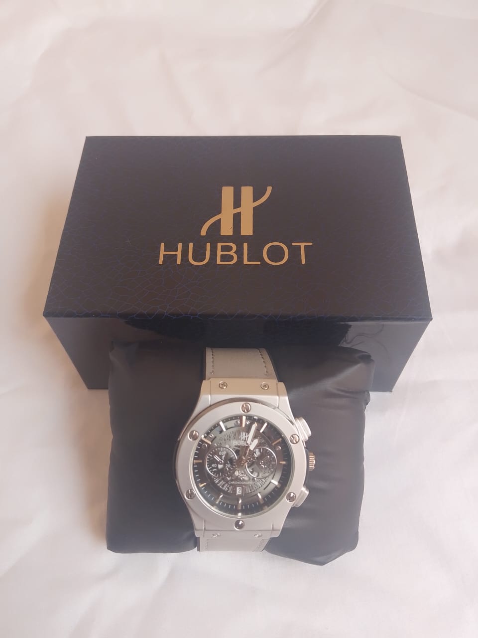 Hublot-Inspired Chronograph Watch – Silver Dial & Case