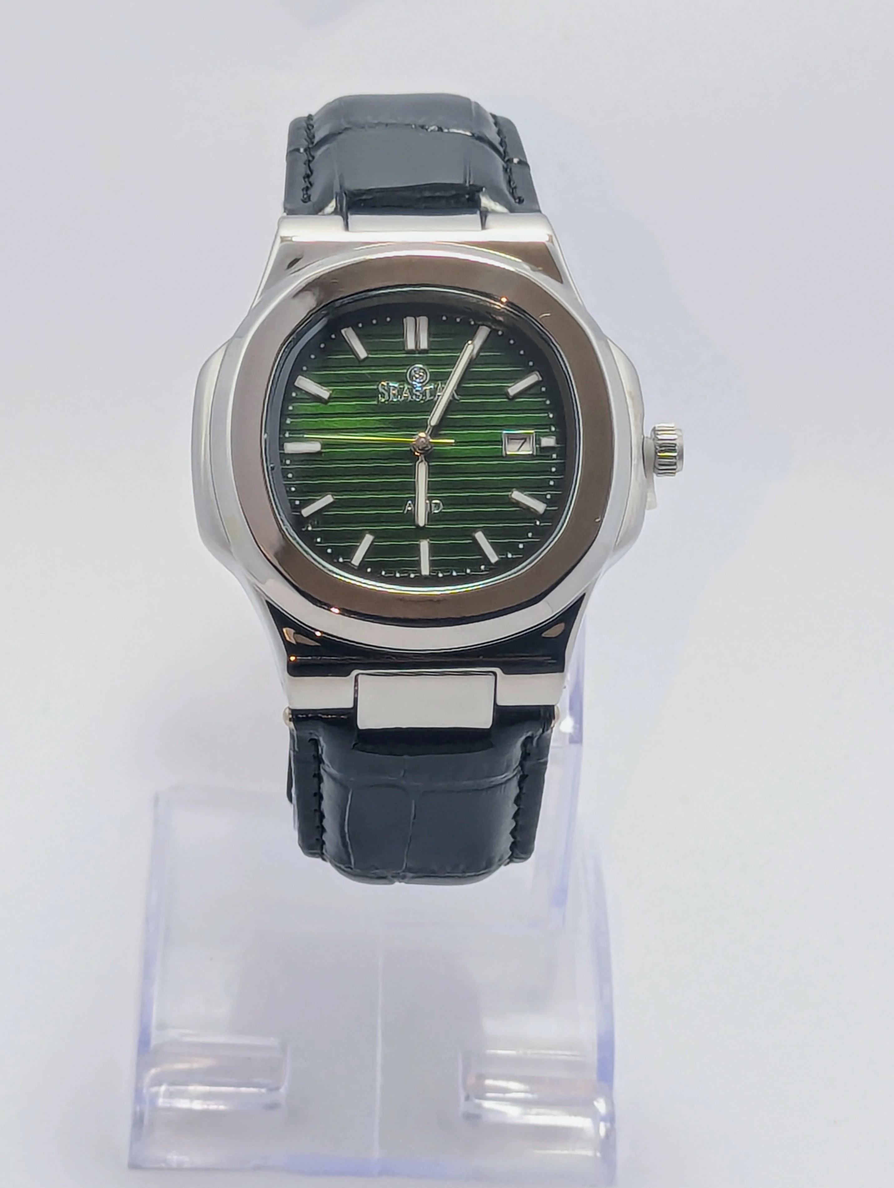 Sea Star Watch (Green Textured Dial with Leather Strap)